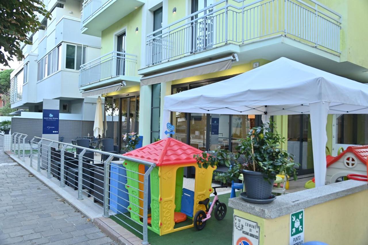 Hotel Italy Misano Adriatico Exterior foto